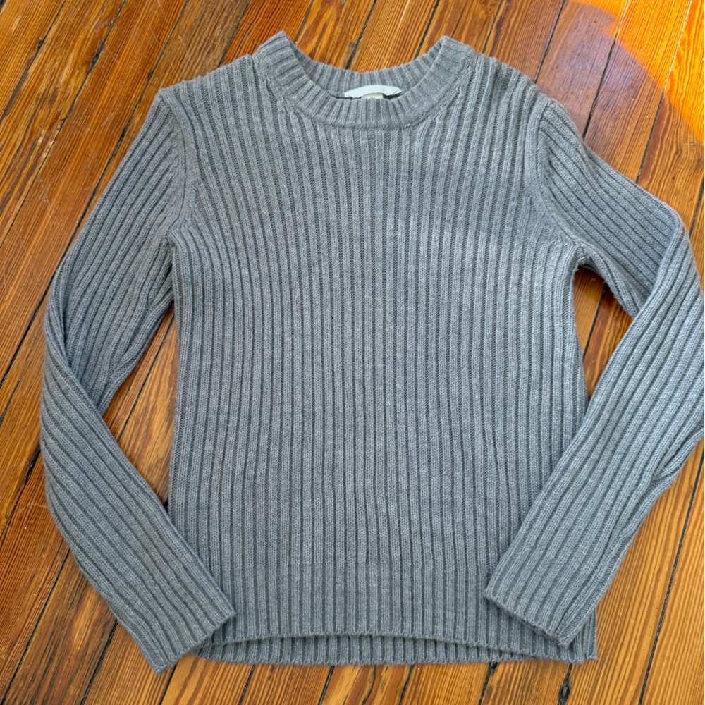 H&M Gray Ribbed Crew Neck Sweater